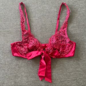 Vintage Victoria’s Secret Red Tie Front Lace Bra